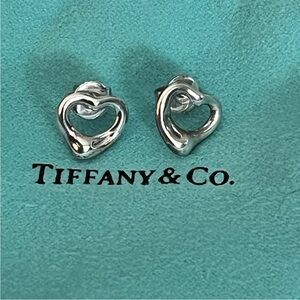 Like New Tiffany & Co. Elsa Peretti Silver Open Heart Earrings